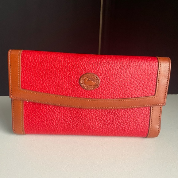 Dooney & Bourke awl Red & Brown Leather Checkbook wallet card holder - Picture 3 of 16